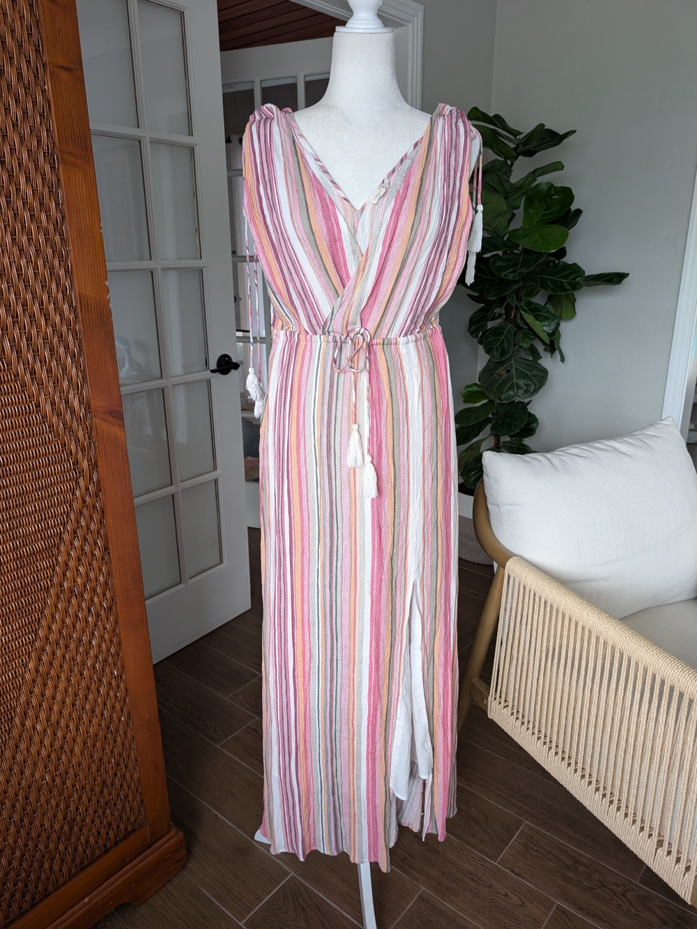 Mystree Striped Pink Multi-Color Split Dress Small